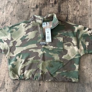 Women’s adidas cropped sweatshirt.